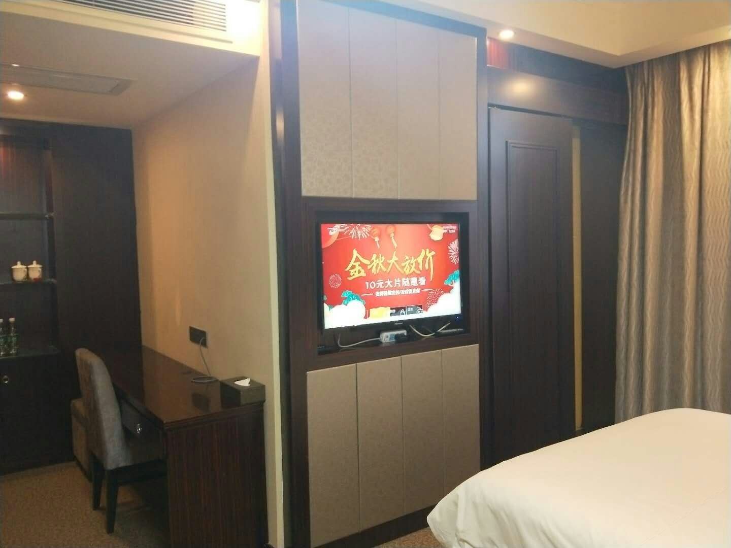 舒适大床房