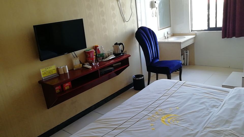 豪华大床间