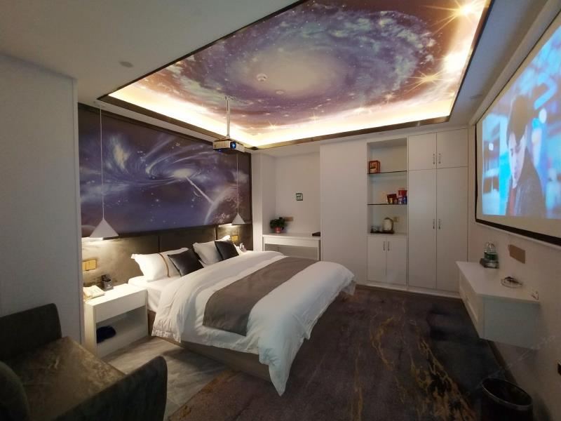 星空影院房