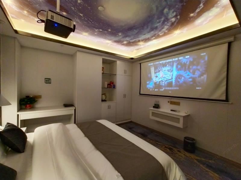 星空影院房