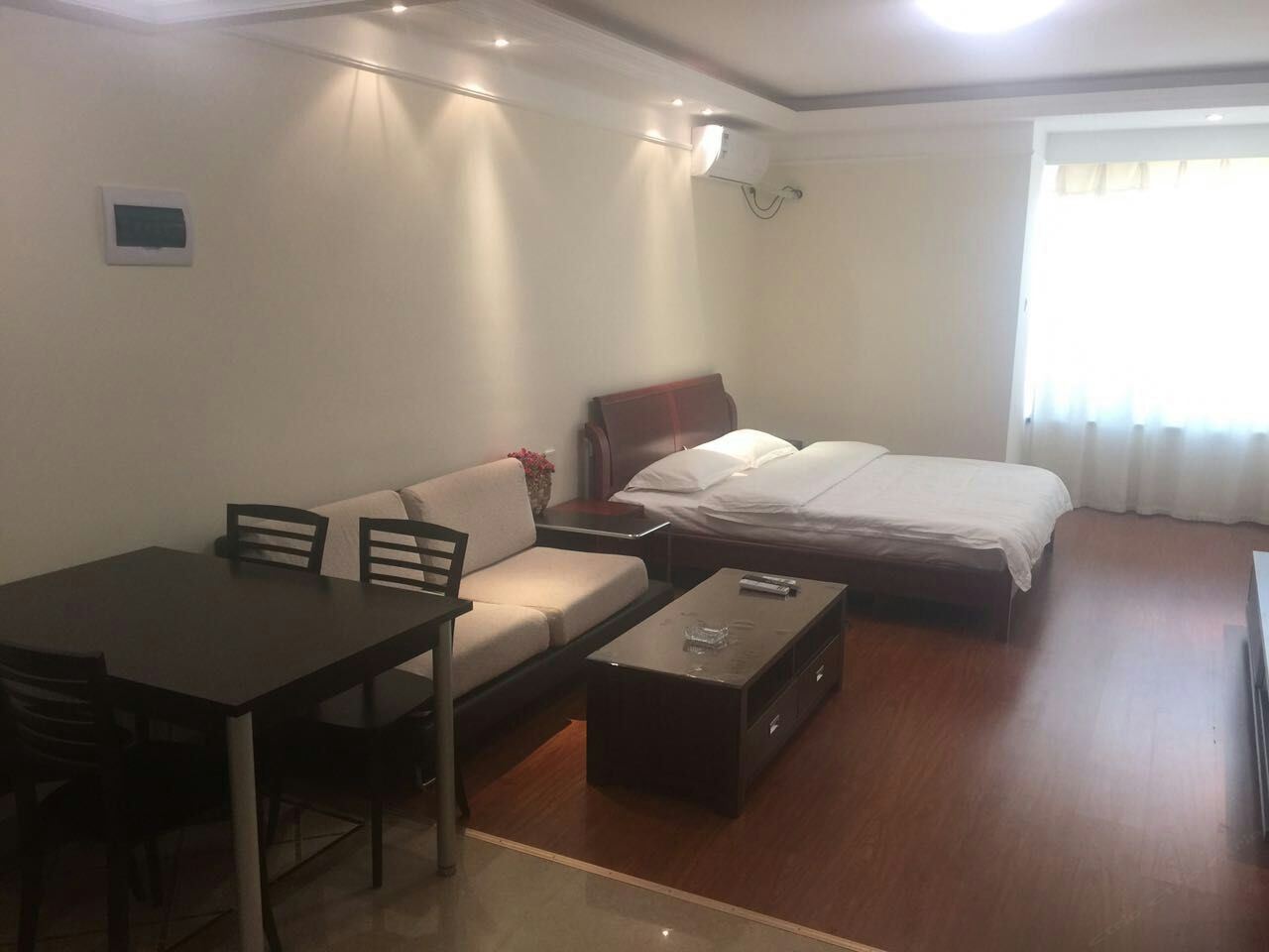 特惠大床房