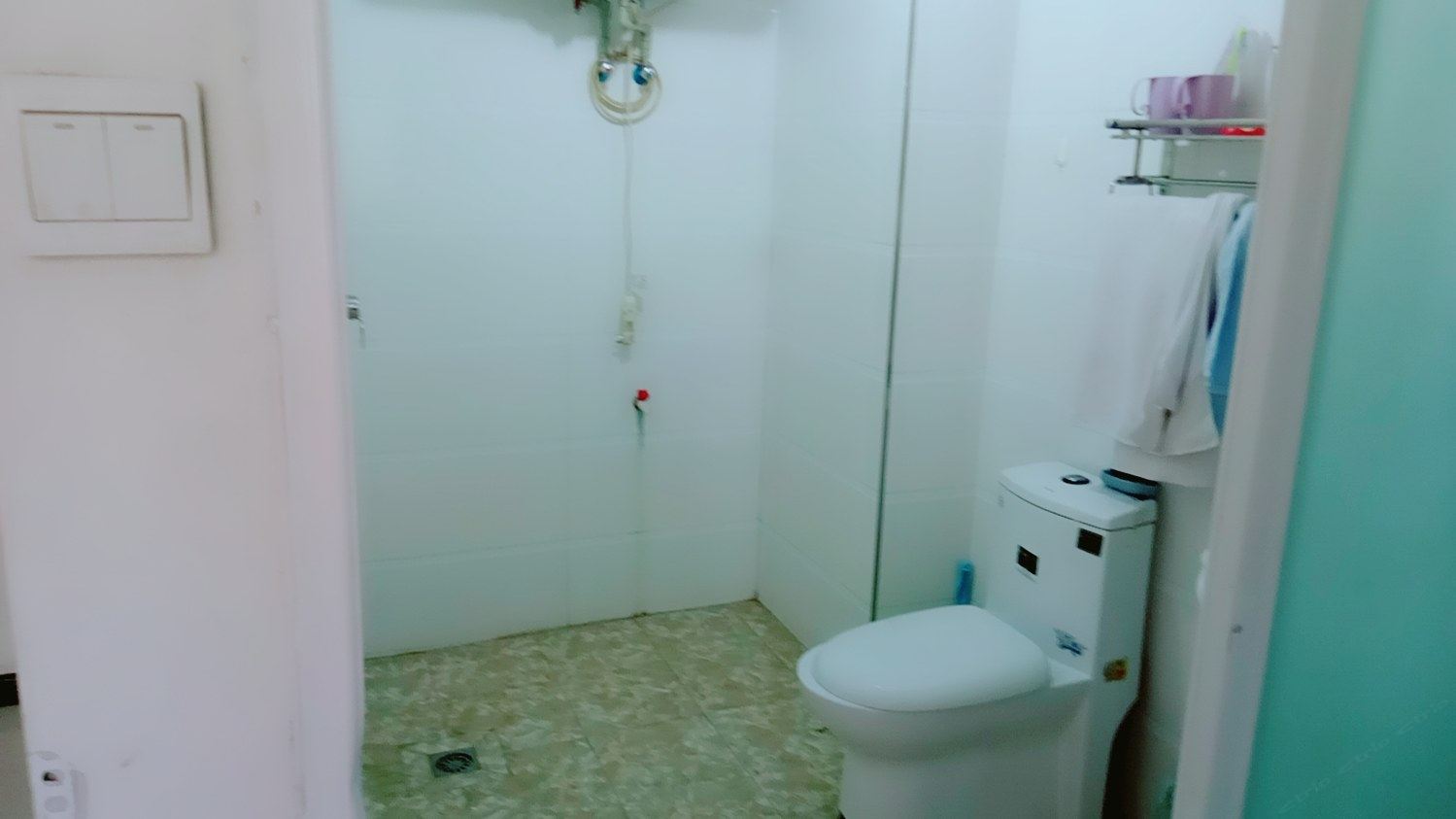 温馨一室一厅套房