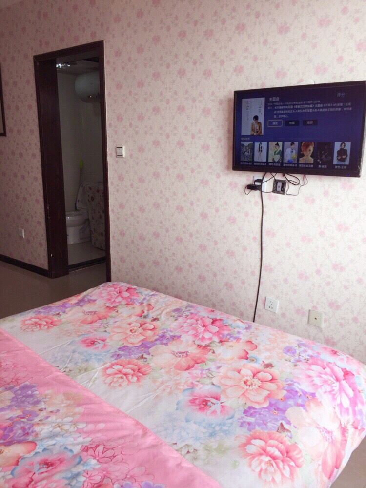 浪漫满屋大床房