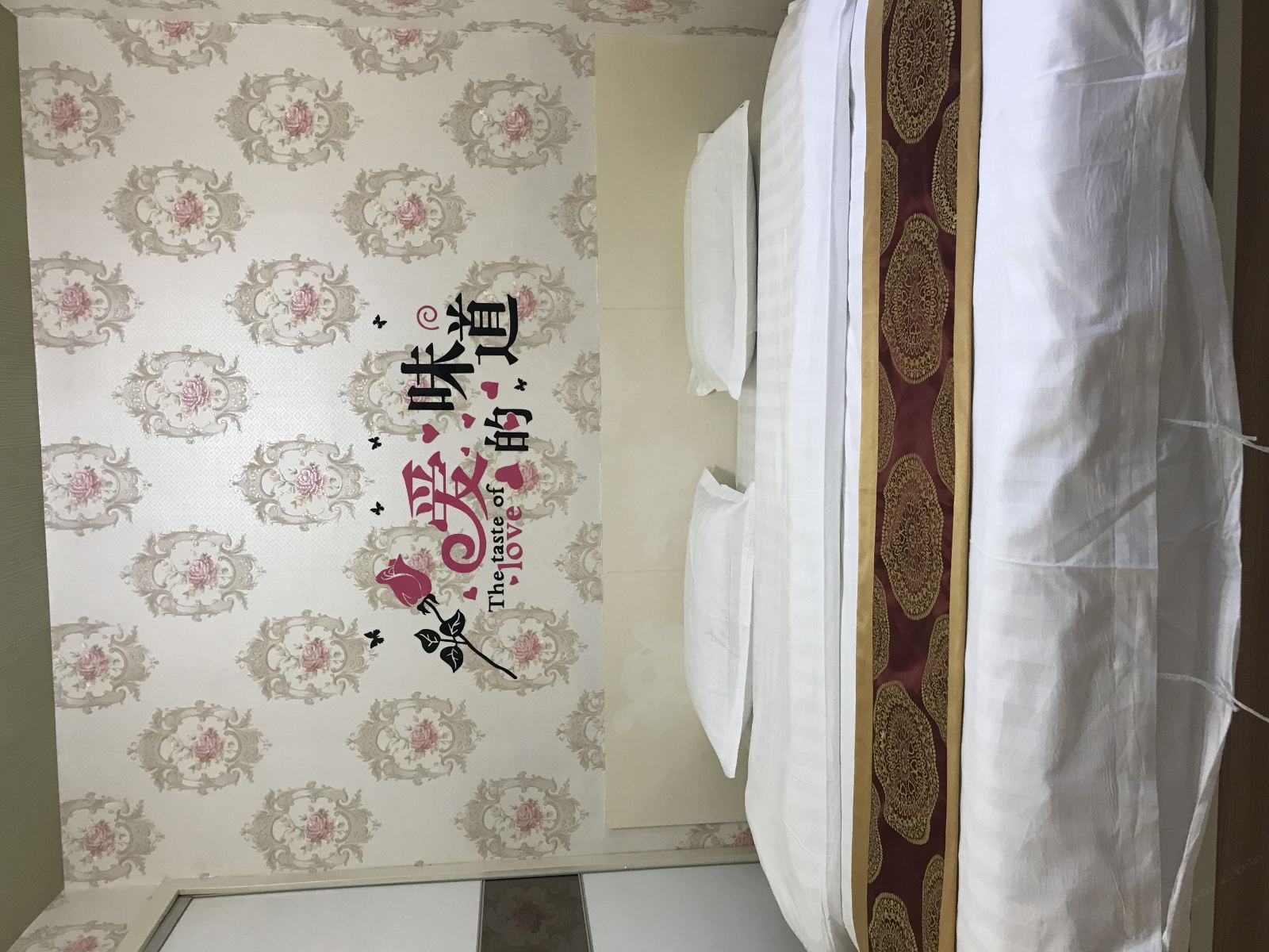 豪华大床房