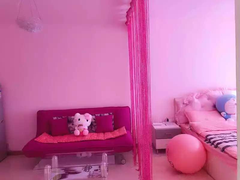 HELLO KITTY 主题房