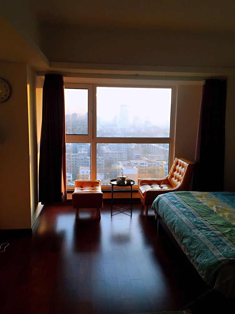 高端一室大床房