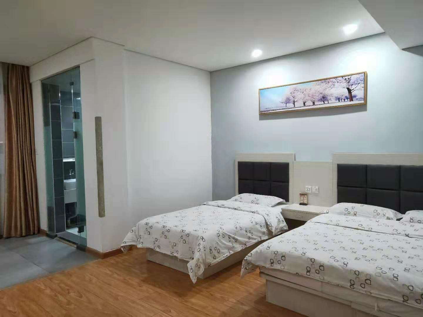 温馨家庭房