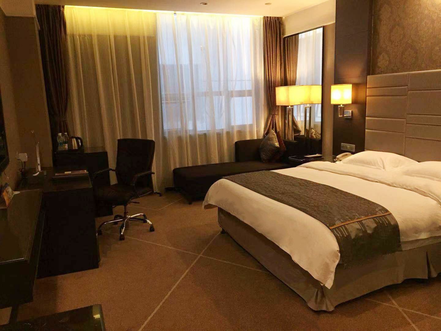 麻将大床房