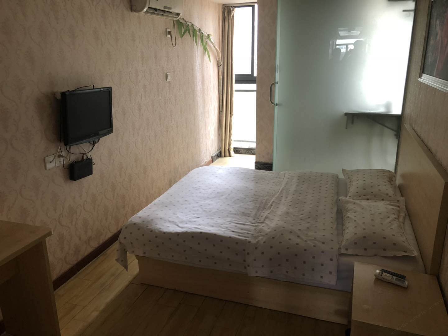 普通大床房