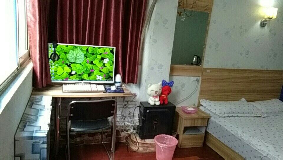 豪华观景电脑房
