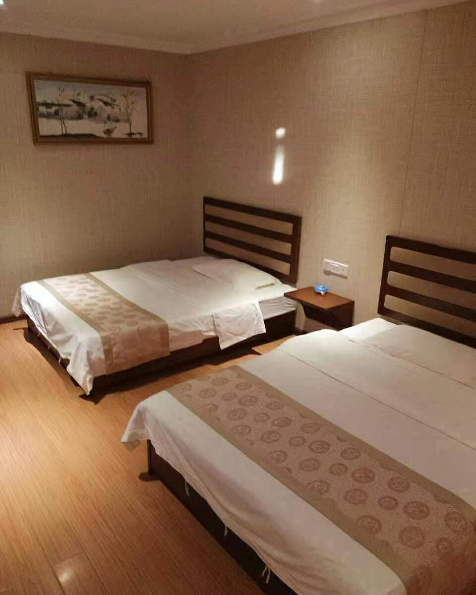 豪华双床房