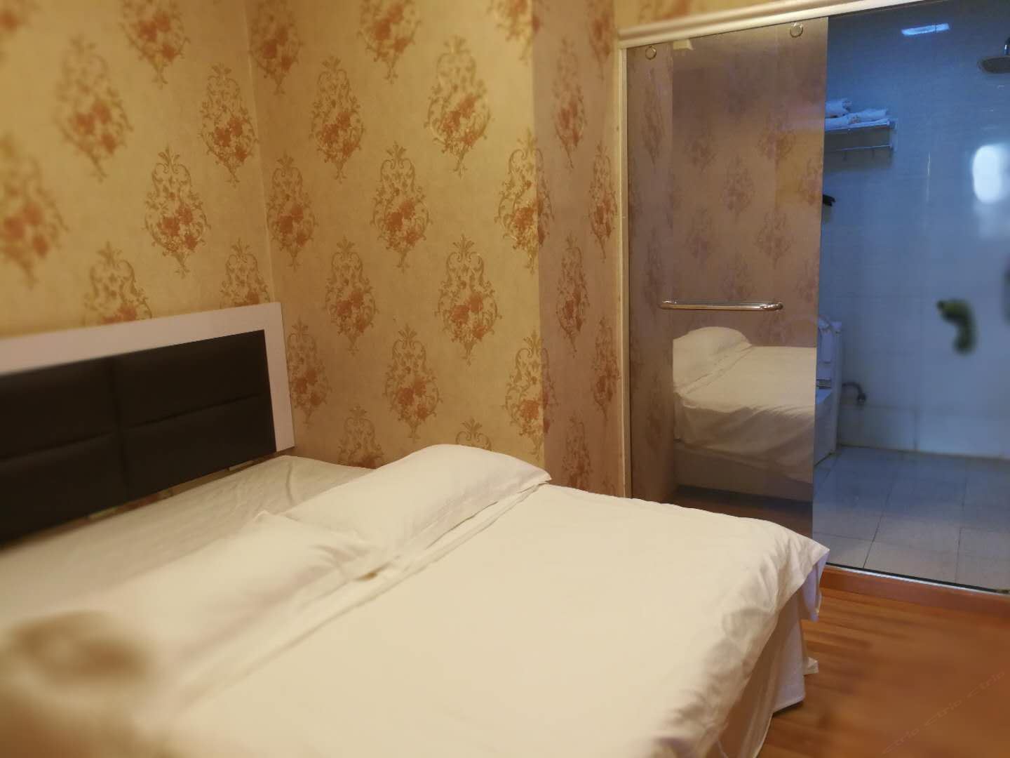 特惠大床房