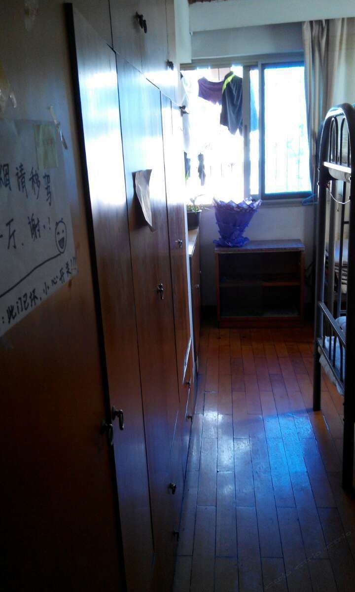 10人间(床位)