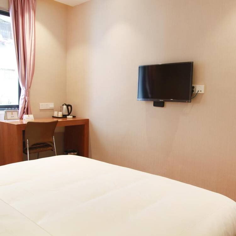 高级大床房
