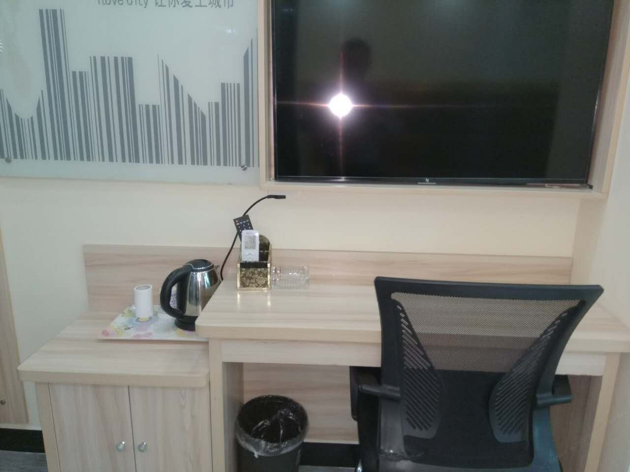 标准大床房(无窗)