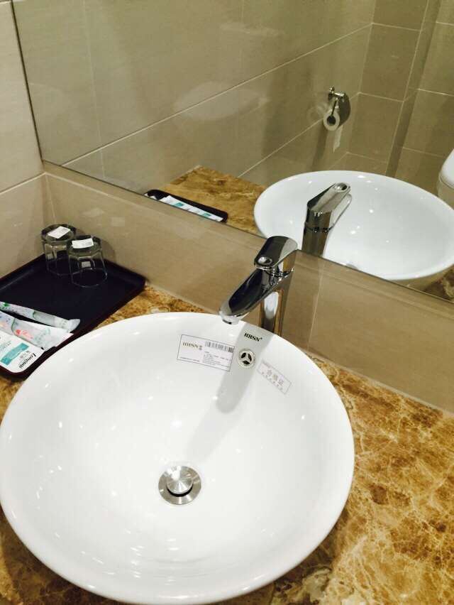 豪华大床间