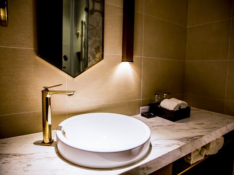 hotelPic