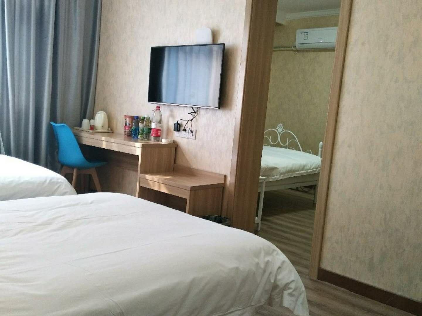 商务三人套房