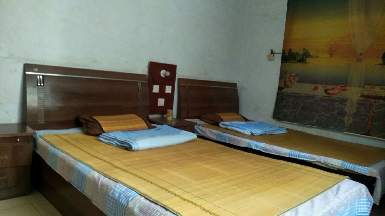 双人间