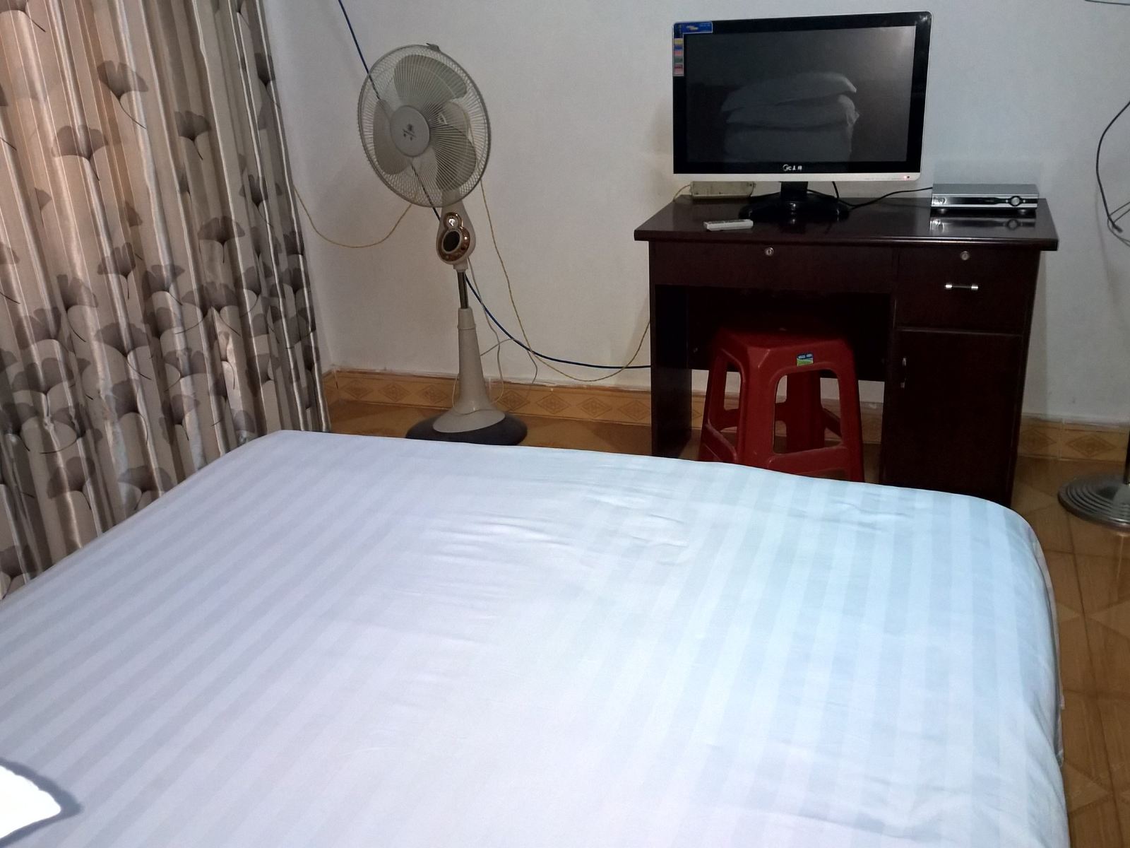 普通间