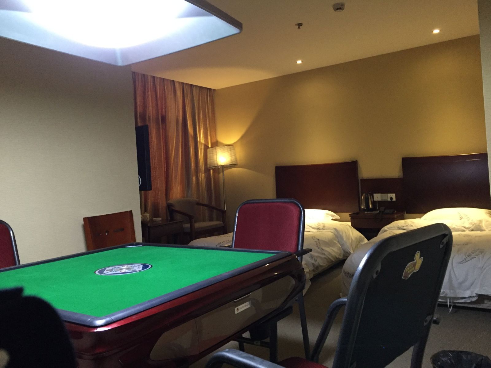 休闲棋牌房