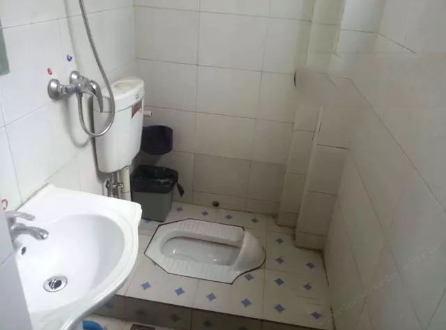 双床房