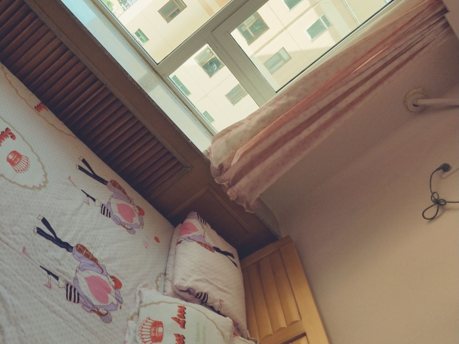 海景大床房(公共卫浴)