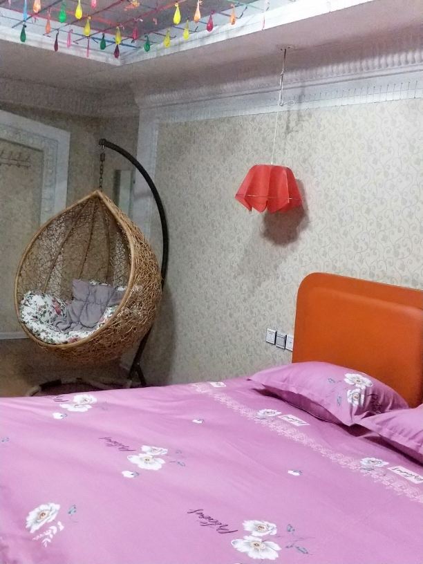 尊贵大床房