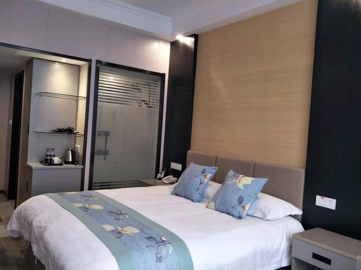 豪华标准间