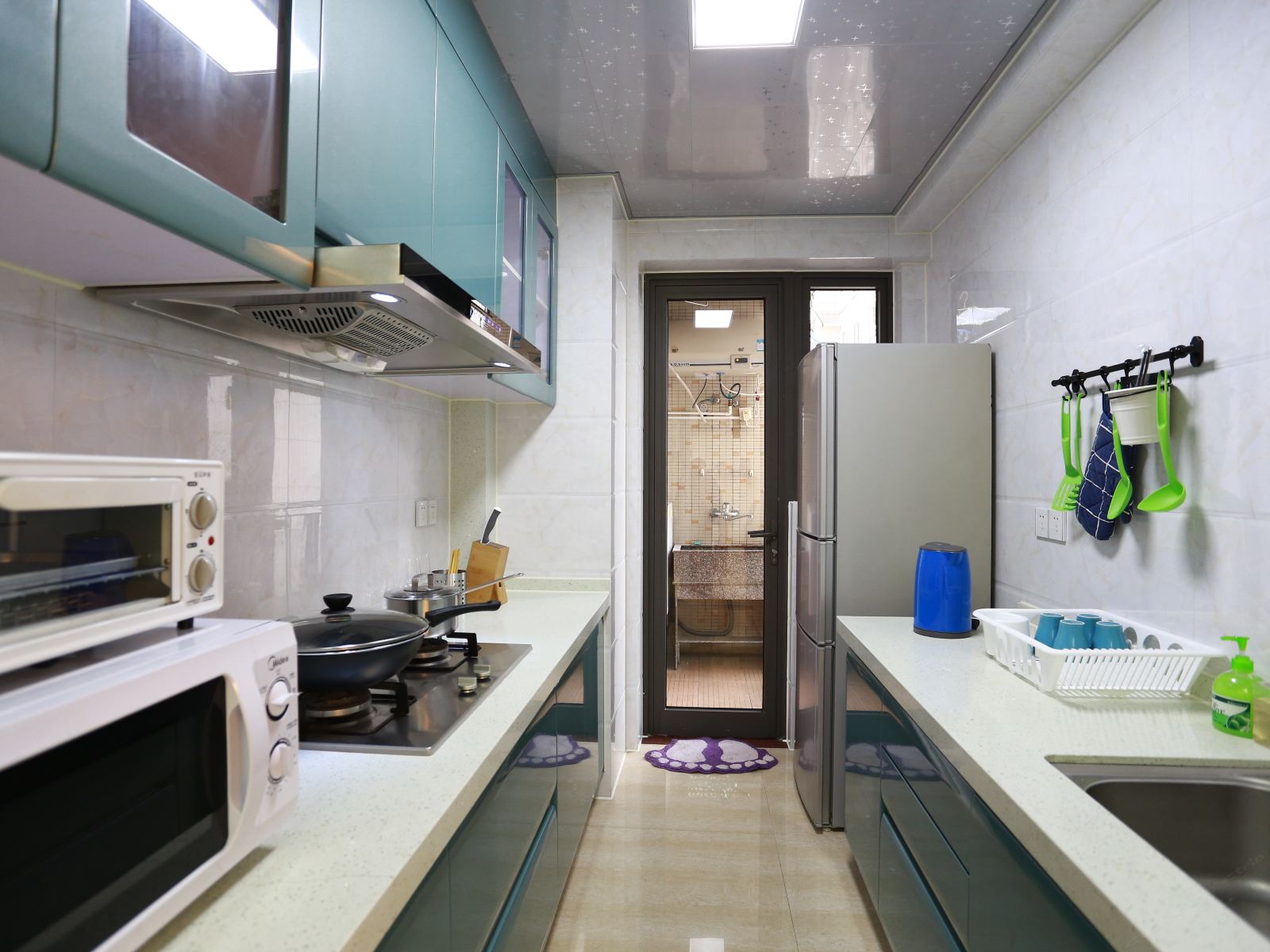 一室一厅湖景套房