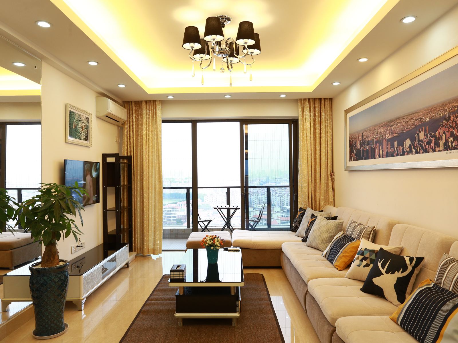 一室一厅湖景套房