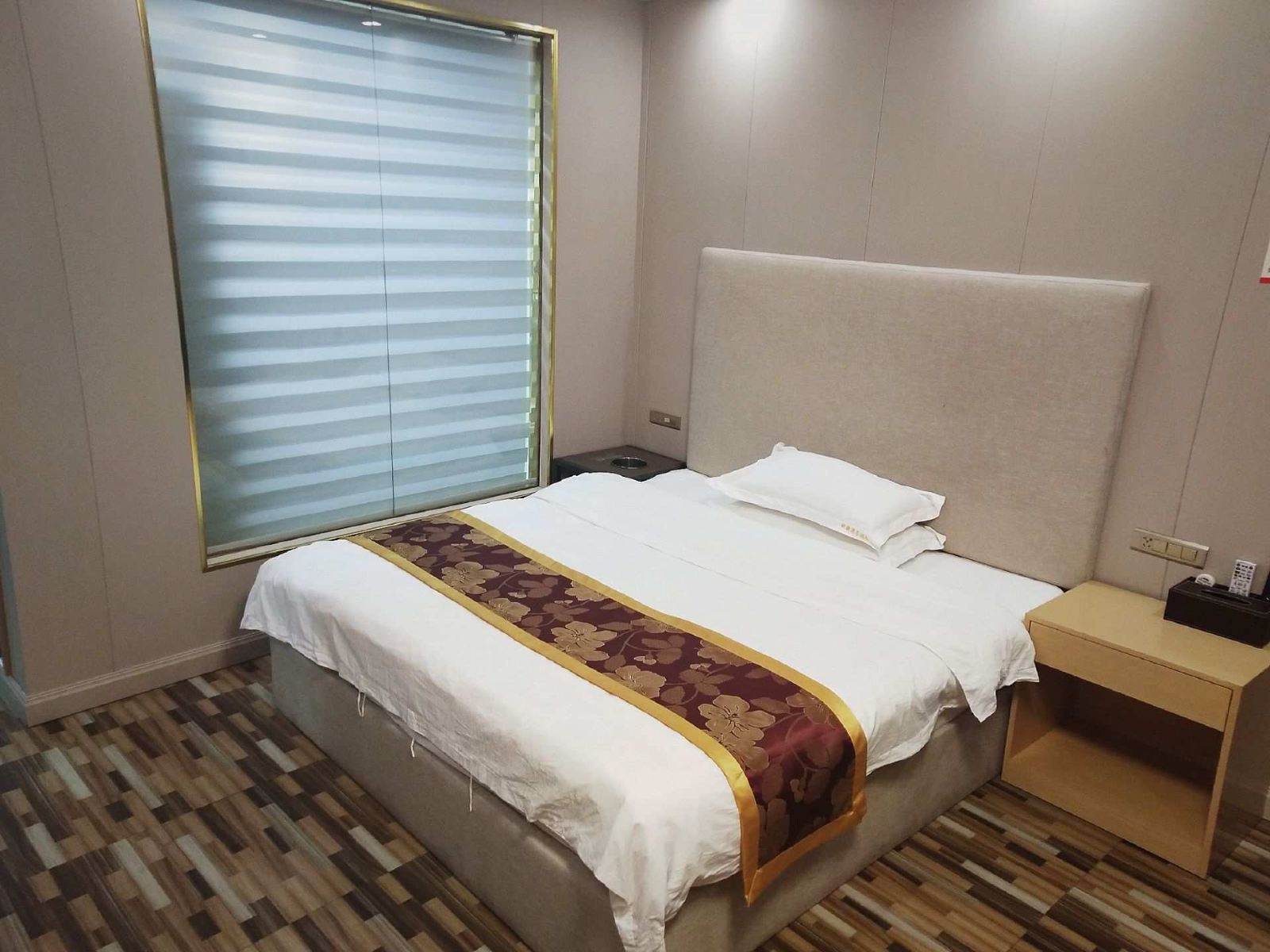 舒适大床房