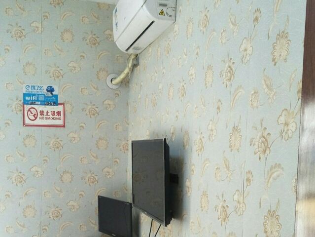 舒适大床房