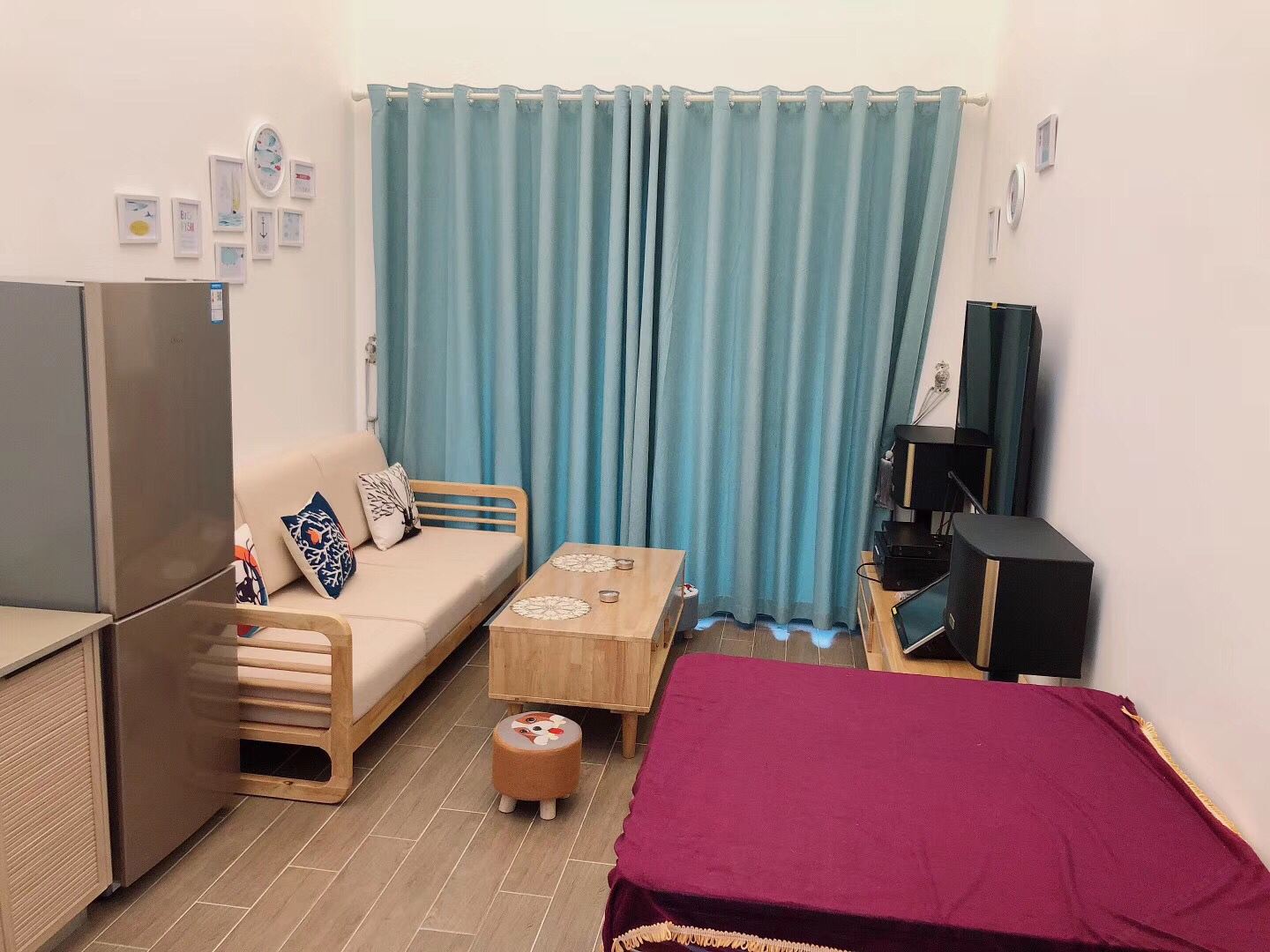 海逸楼两房一厅洋房