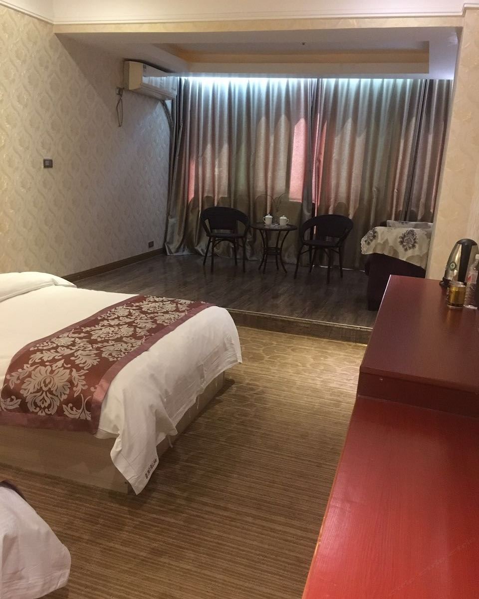 豪华标准间