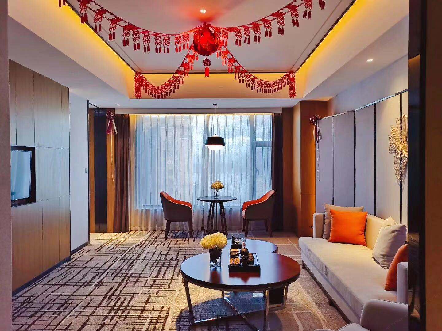 高定婚庆房