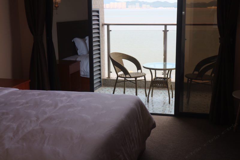 海景一房一厅
