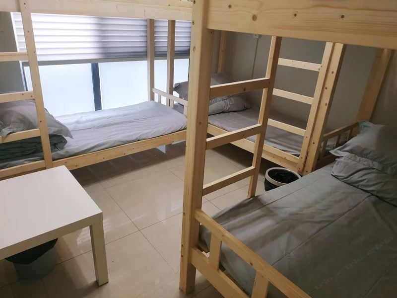 夕拾6人间(床位)(公共卫浴)