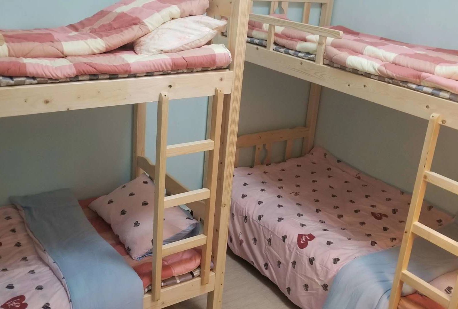 甜美六人间(床位)