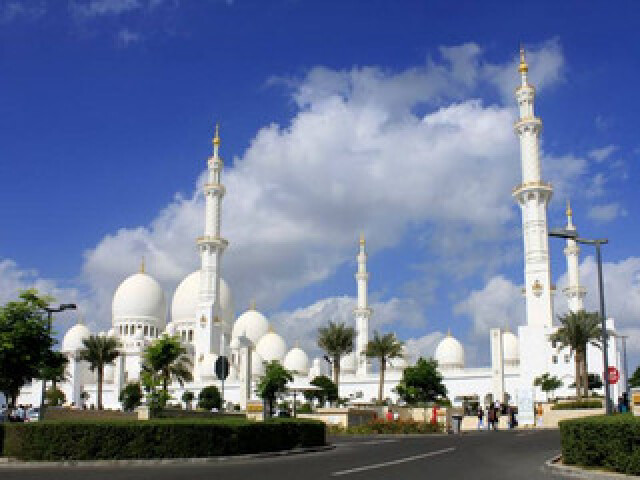 迪拜阿布扎比3晚6日游 五星航空EY直飞\/宿1晚