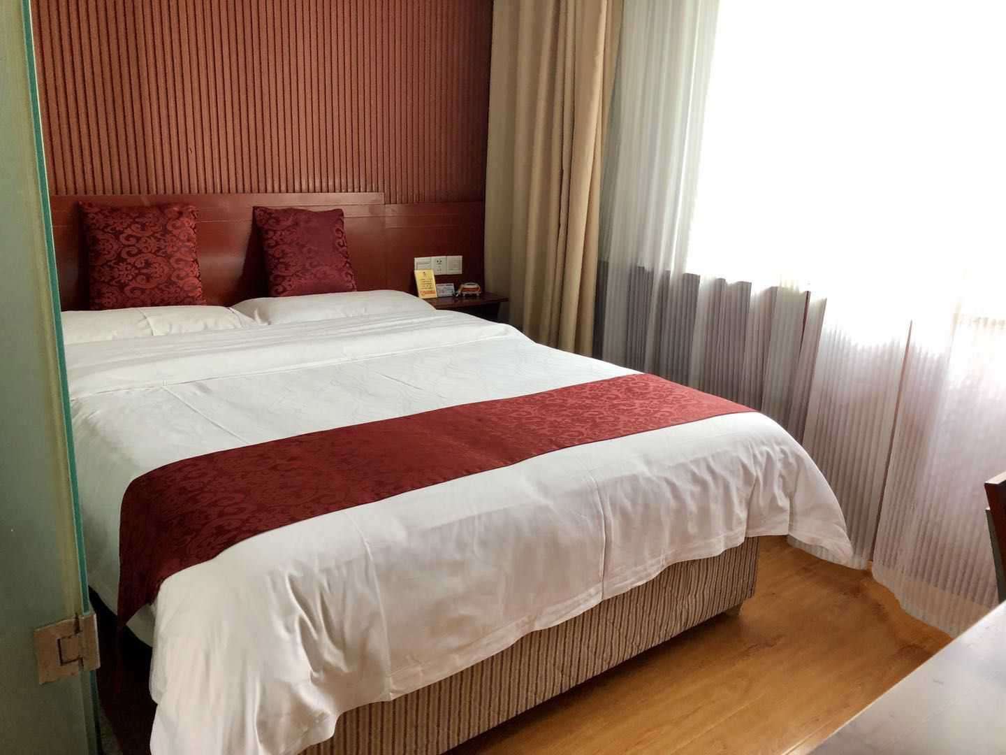 大床房