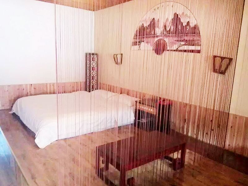 豪华榻榻米大床房