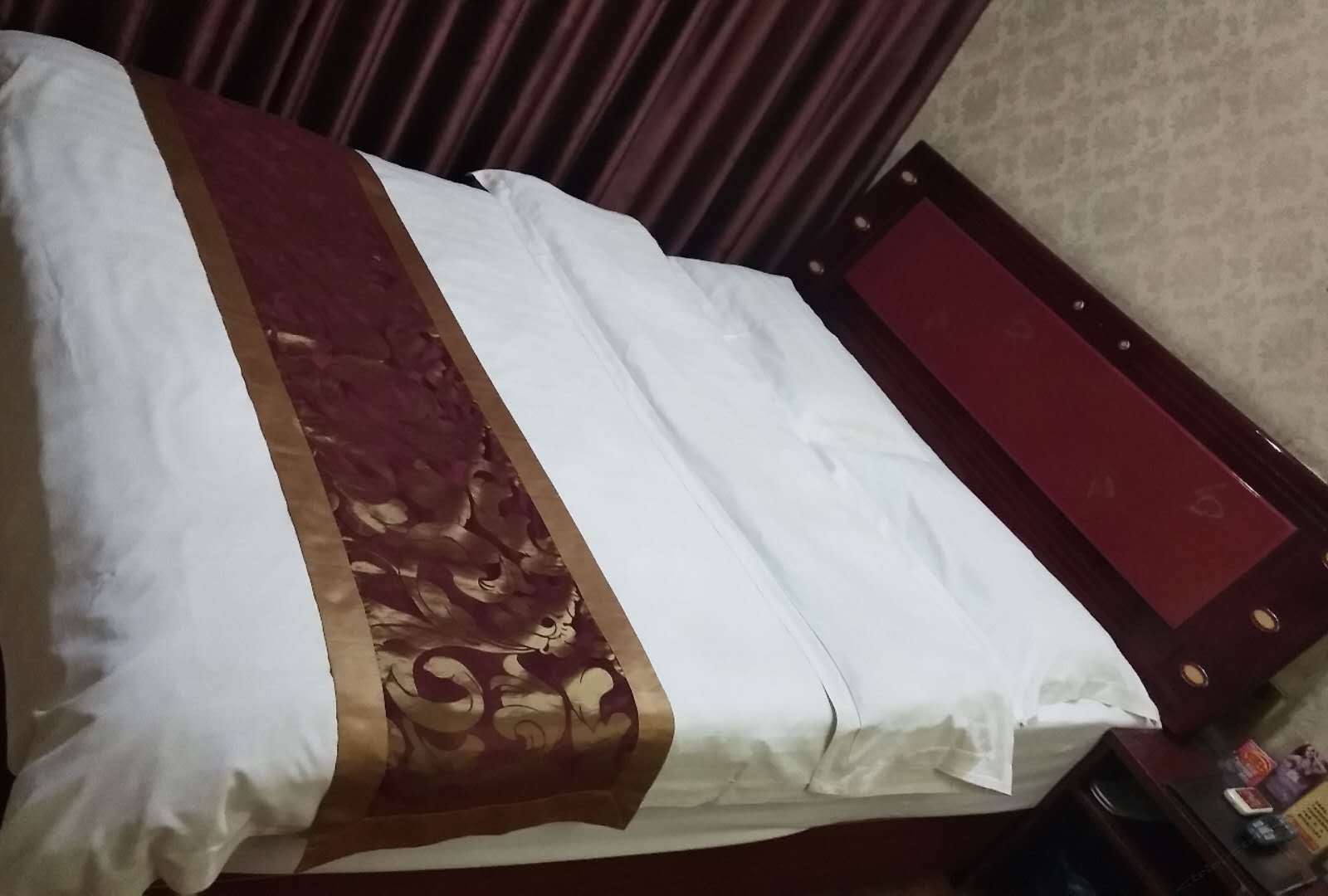 普通大床房