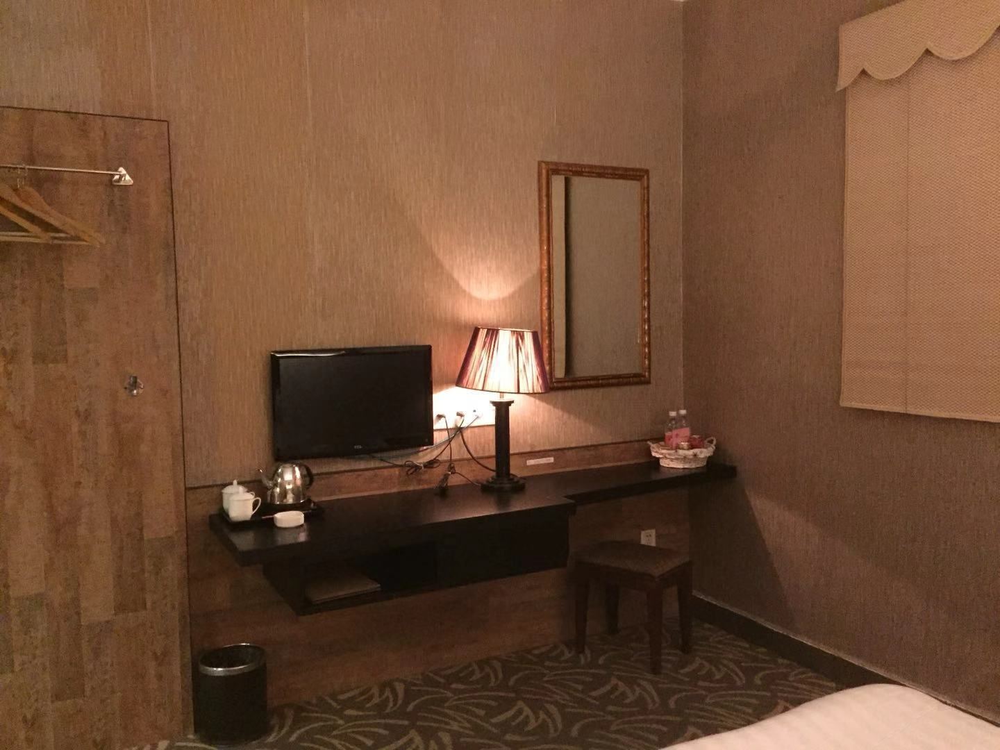 精惠大床房