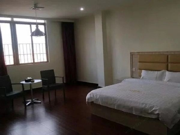 经济大床房