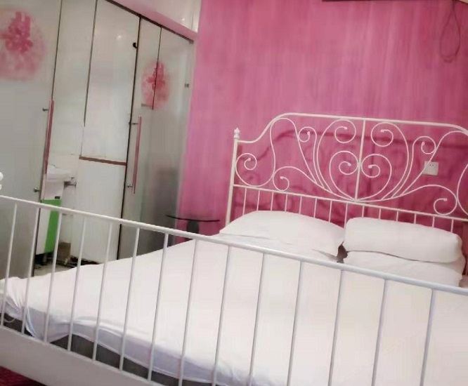 温馨大床房(无窗)