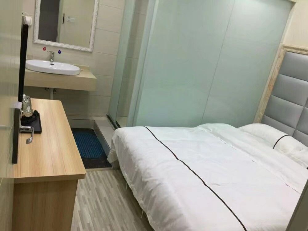简约大床房