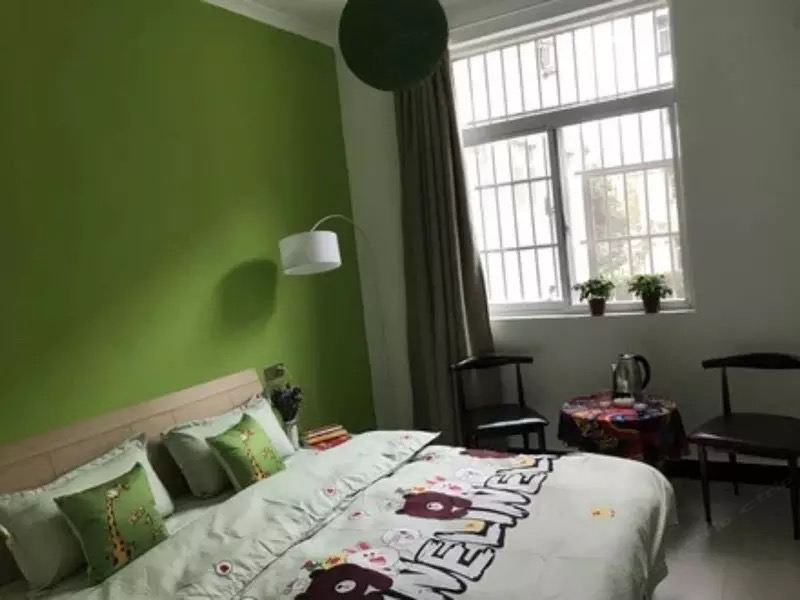 标准大床房(公卫)
