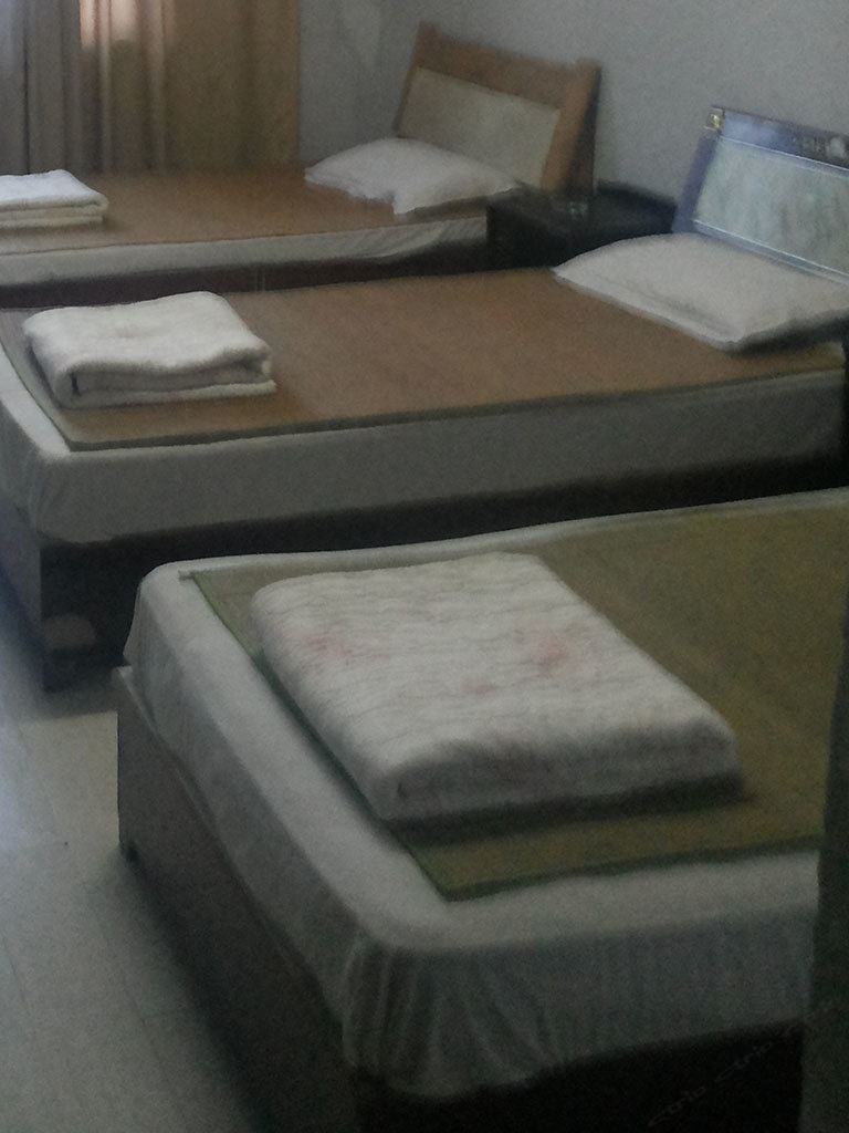 三人间