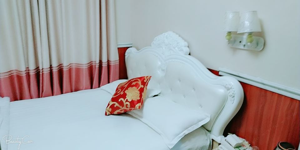 大床房(公共卫浴)